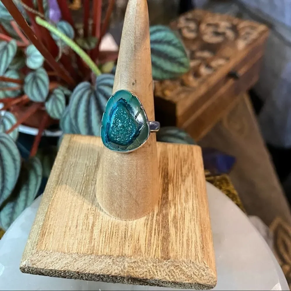 Mediterranean Green Carved Aura Druzy Sterling Silver Size 6.5